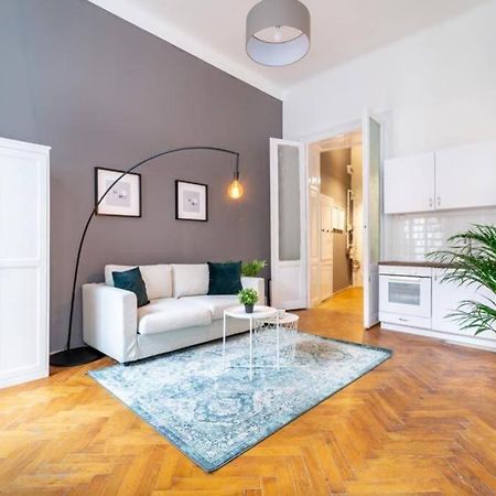 Central Modern Gem For 4 People Apartment Budapest Exterior photo